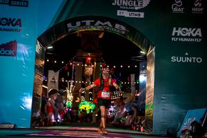 BIB: 32614
                            <button type="button" onclick="openModal(24875584)" class="btn btn-primary btn-sm float-right btn-popup" data-toggle="modal" data-target=".modal-high-quality">
                        <i class="fas fa-shopping-cart"></i> Add to Cart
                    </button>
                                            <button type="button" onclick="isThisMe(24875584, true)" class="btn btn-success btn-sm float-right btn-popup btn-isme hidden" data-toggle="tooltip" data-placement="bottom" title="นี่คือรูปของคุณใช่ไหม คลิกที่นี่เพื่อเอาเข้าอัลบั้ม">
                        <i class="fas fa-plus"></i> Add to album
                    </button>
                    <button type="button" onclick="isThisMe(24875584, false)" class="btn btn-warning btn-sm float-right btn-popup btn-isnotme hidden">
                        <i class="fas fa-ban"></i> Remove from album
                    </button>